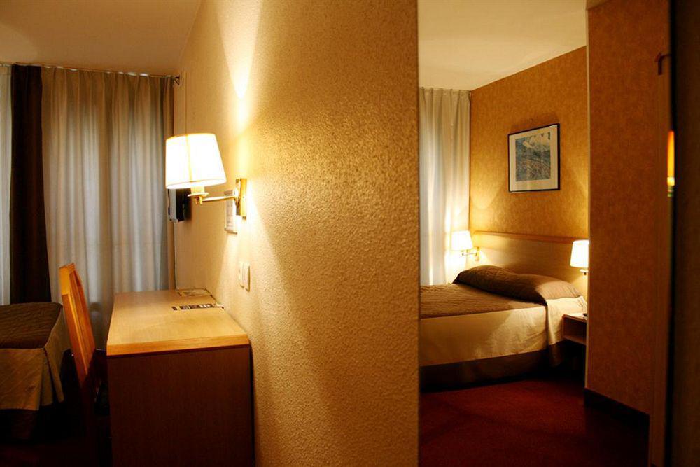 Best Western Le Montmartre – Saint Pierre Paris Zimmer foto